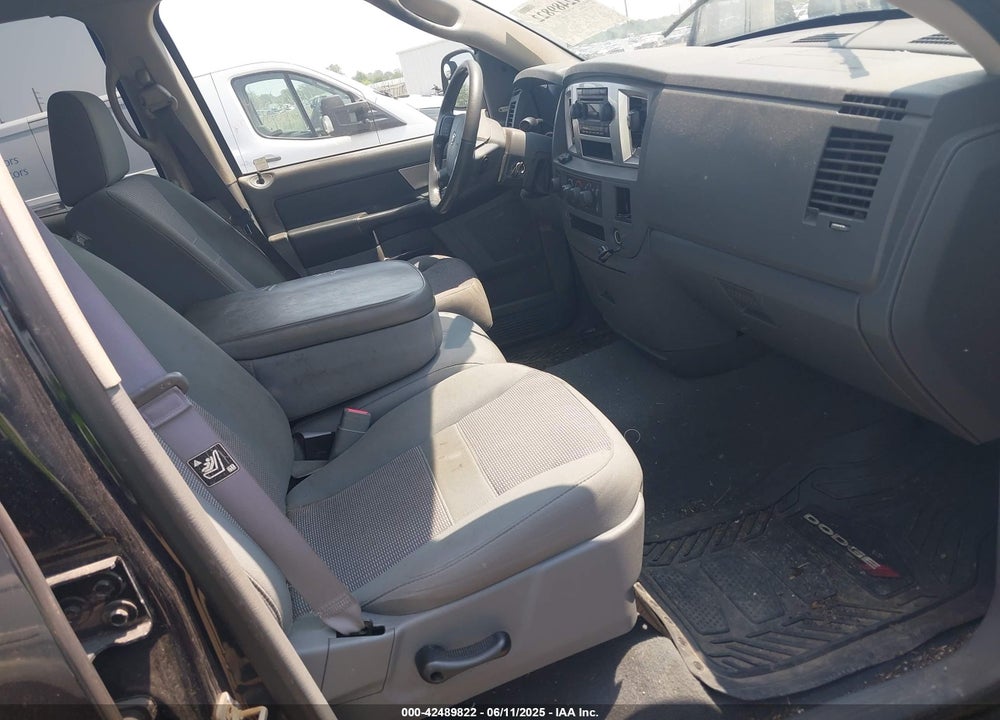 2007 DODGE RAM 1500 VIN: 1D7HU18237S268600