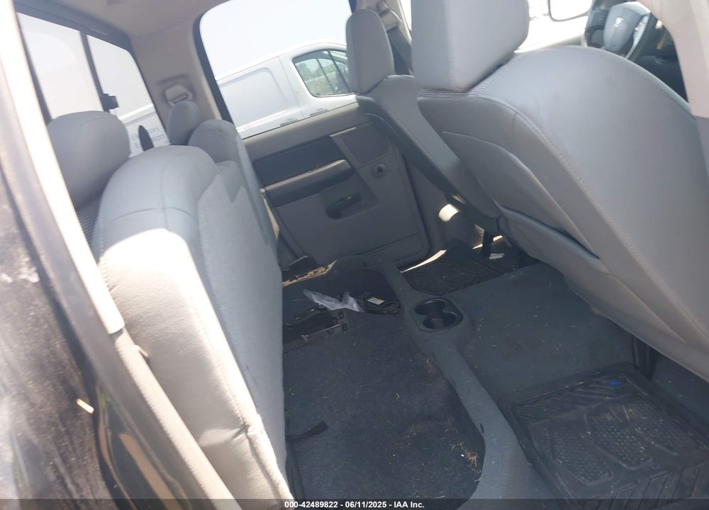 2007 DODGE RAM 1500 VIN: 1D7HU18237S268600