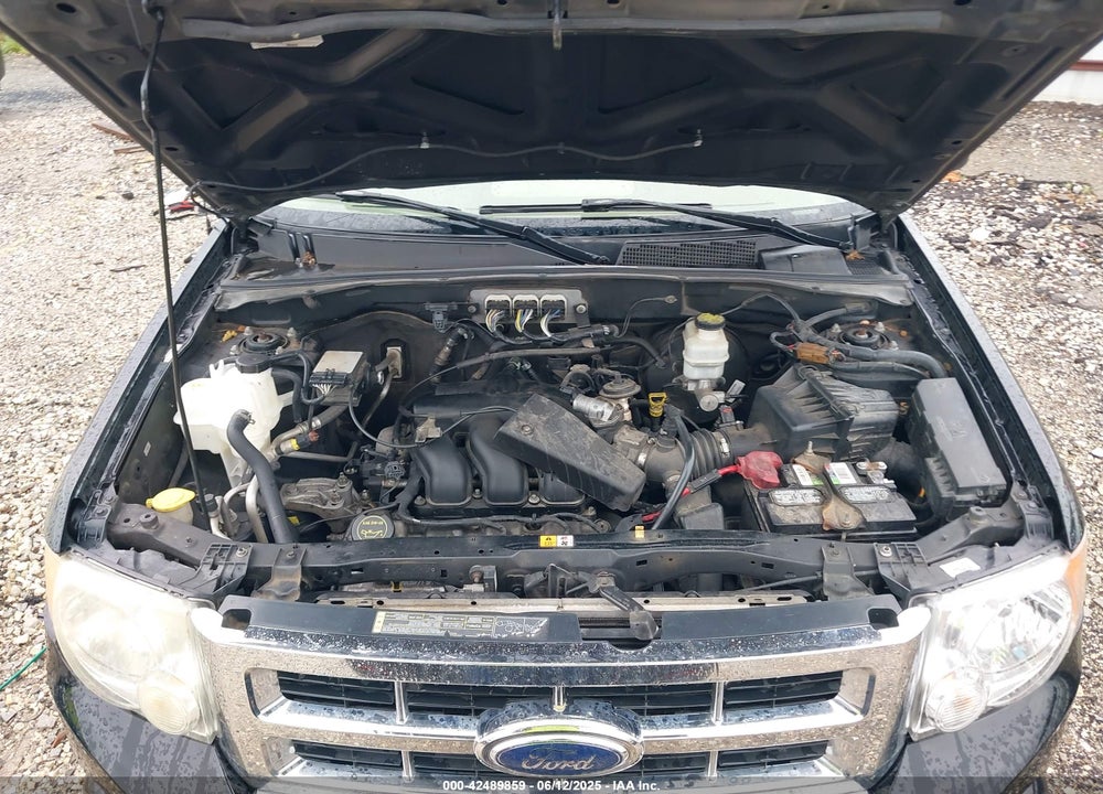 2008 FORD ESCAPE VIN: 1FMCU041X8KD75927