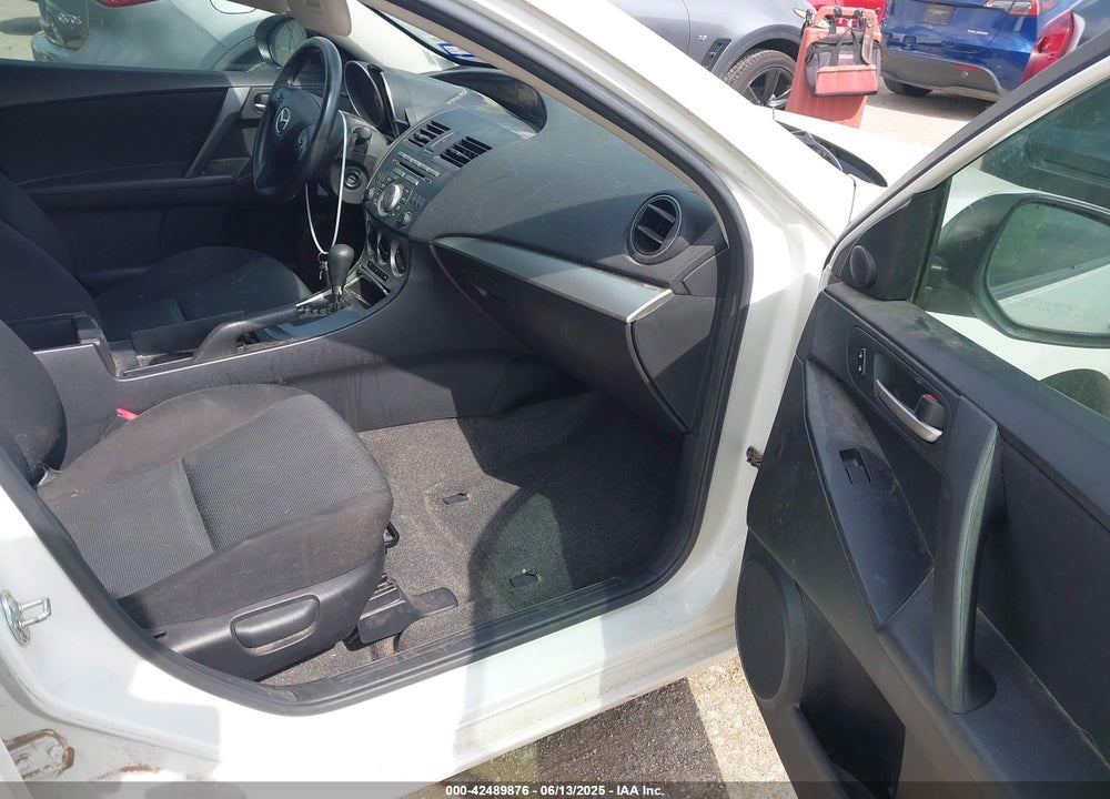 2010 MAZDA 3 VIN: JM1BL1SF1A1227989