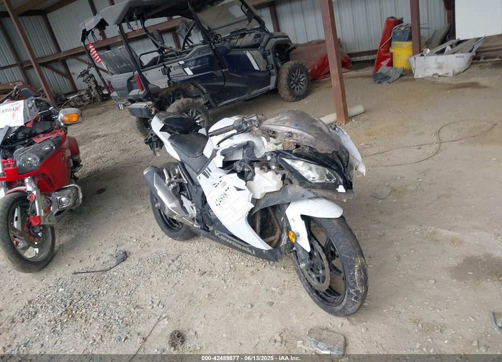2017 KAWASAKI EX300 A VIN: JKAEX8A19HDA31983