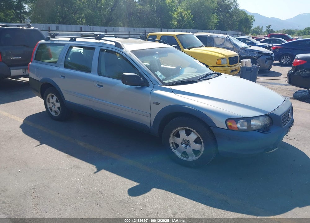 2002 VOLVO V70 XC VIN: YV1SZ58D221072232