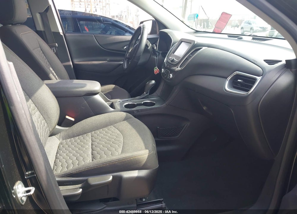 2018 CHEVROLET EQUINOX VIN: 2GNAXJEV5J6194180