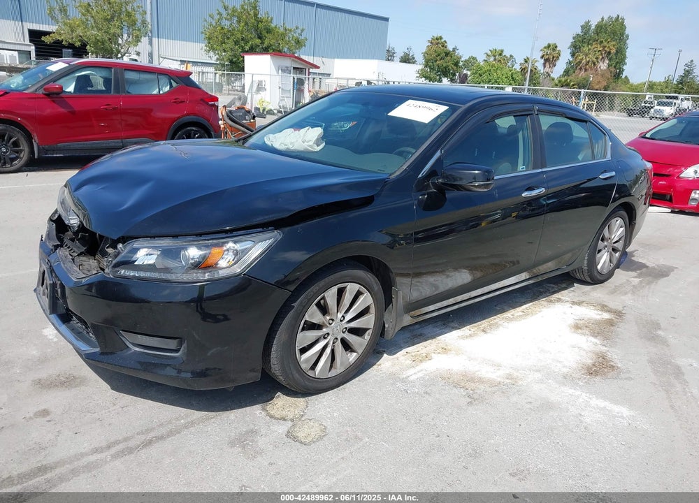 2015 HONDA ACCORD VIN: 1HGCR2F77FA082798