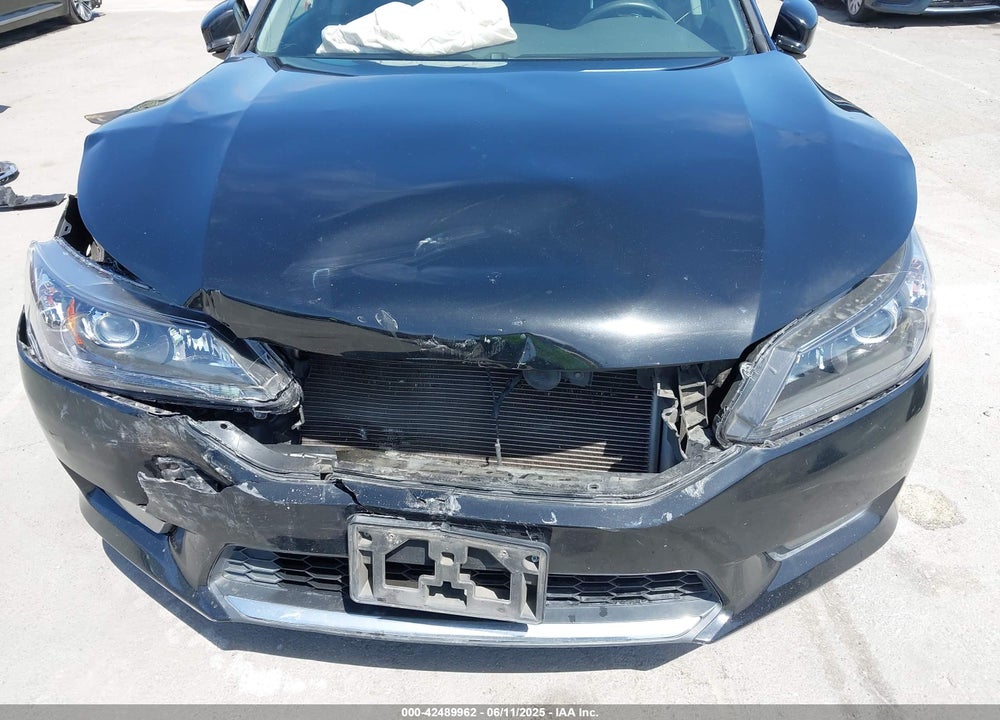 2015 HONDA ACCORD VIN: 1HGCR2F77FA082798