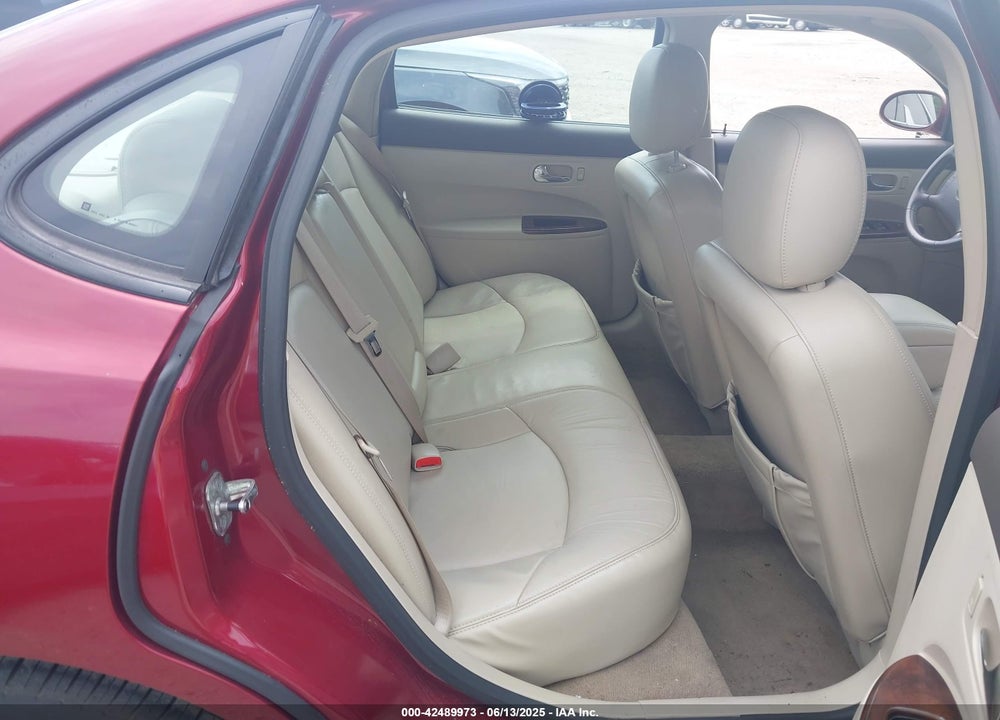 2008 BUICK LACROSSE CXL VIN: 2G4WD582281271414