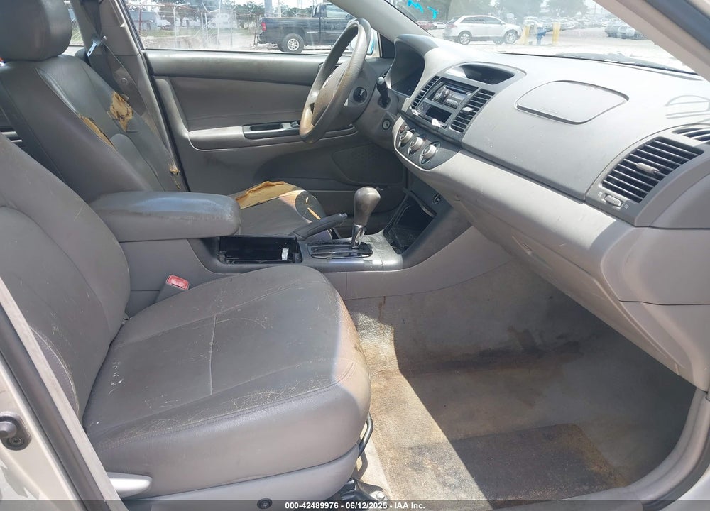 2005 TOYOTA CAMRY LE VIN: 4T1BE32K05U513013