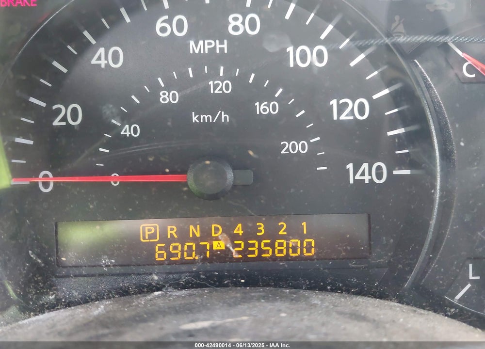 2004 NISSAN TITAN SE VIN: 1N6AA07B84N520753