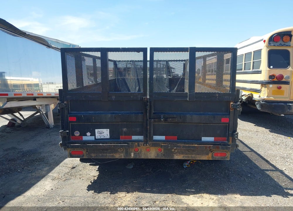 2016 BIG TEX TRAILER CO INC --- VIN: 16VDX1424G5081844