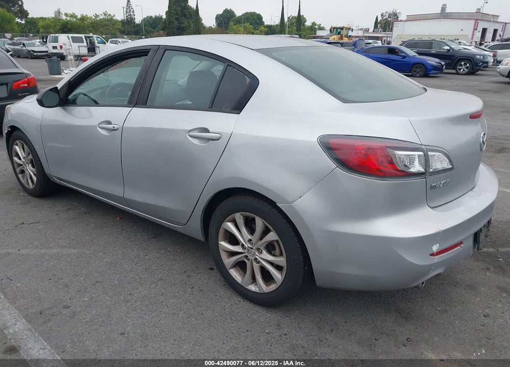 2011 MAZDA 3 S SPORT VIN: JM1BL1U60B1366526