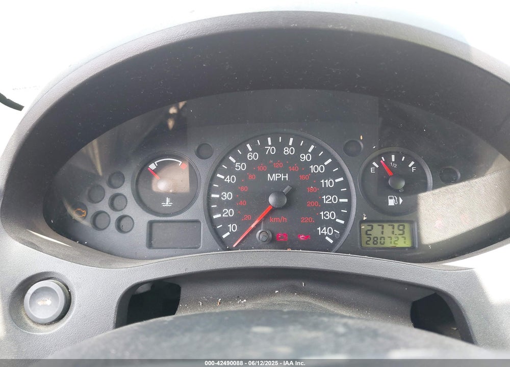 2007 FORD FOCUS VIN: 1FAFP34N37W322481