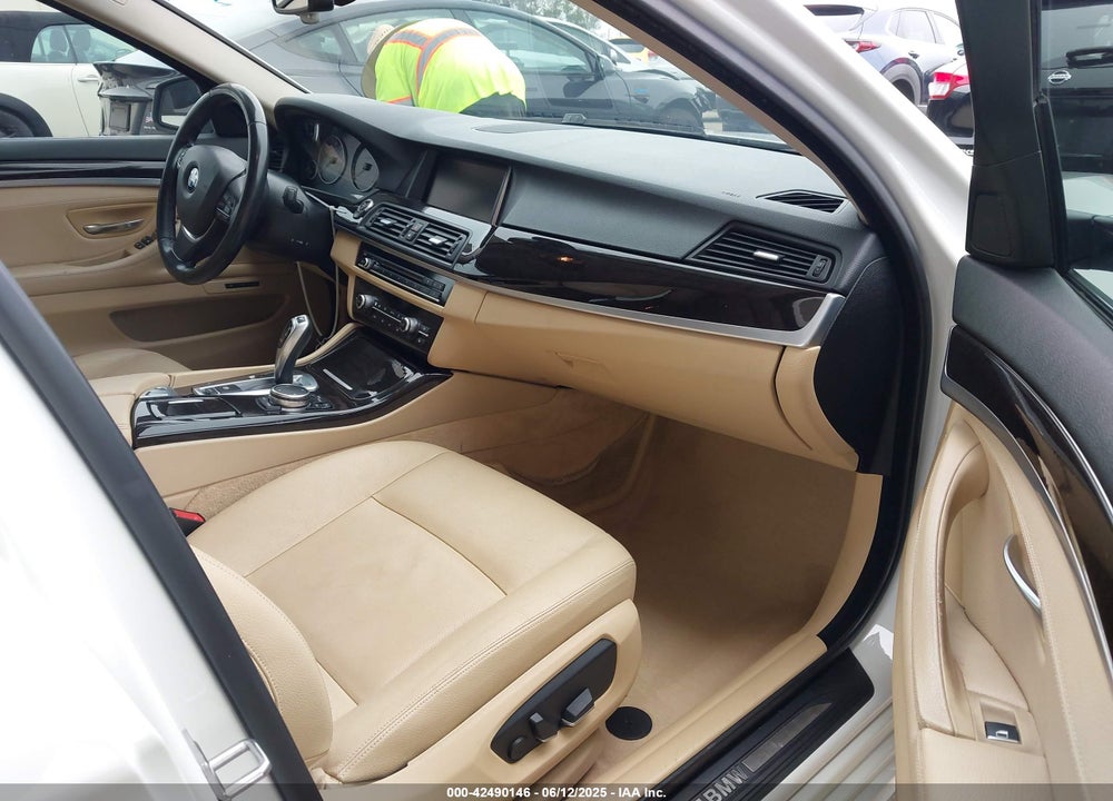 2015 BMW 528I VIN: WBA5A5C57FD522937