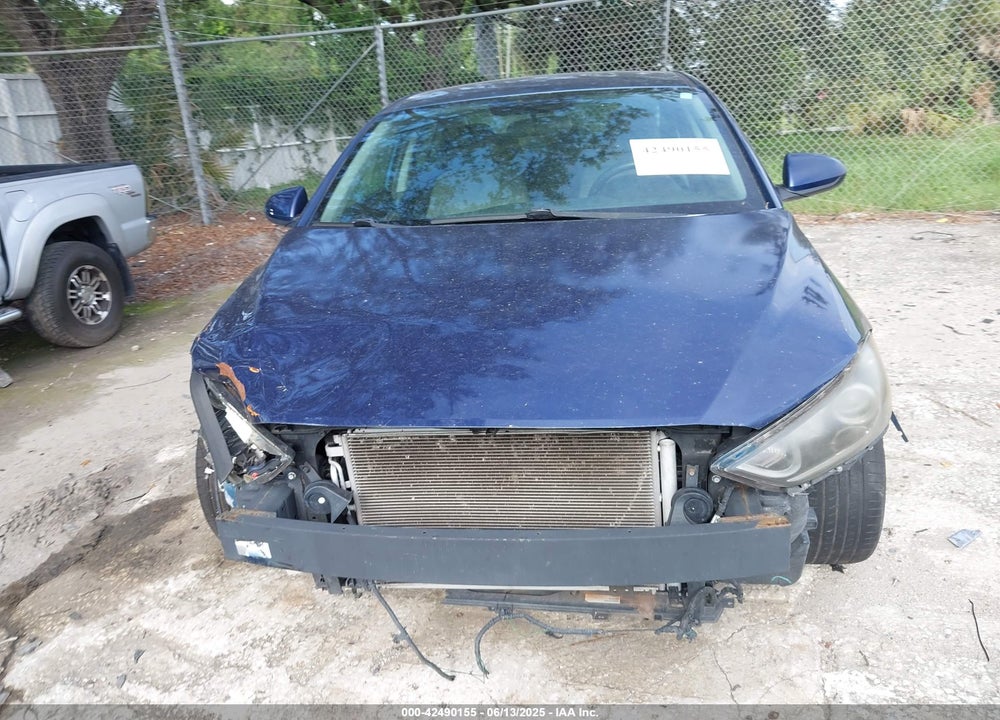 2017 HYUNDAI ELANTRA SE VIN: 5NPD74LF6HH141948