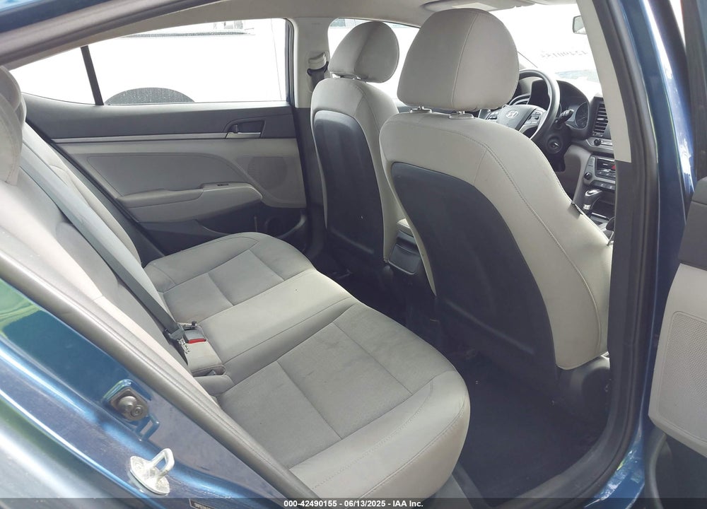 2017 HYUNDAI ELANTRA SE VIN: 5NPD74LF6HH141948