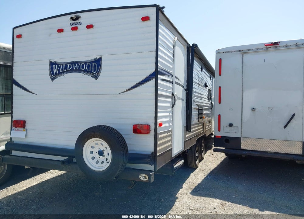 2017 WILDWOOD OTHER VIN: 4X4TWDB28HE031362