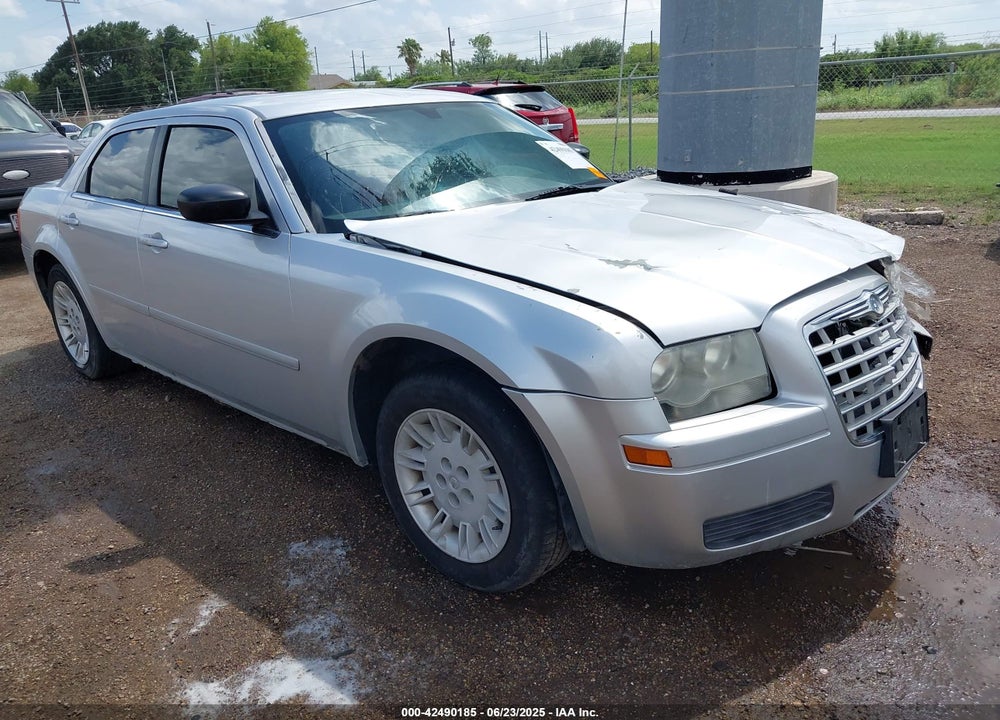 2005 CHRYSLER 300 VIN: 2C3JA43R15H539351