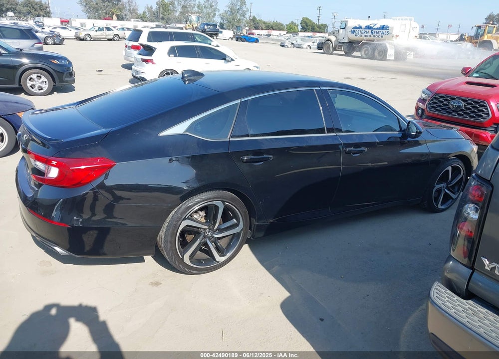 2018 HONDA ACCORD SPORT VIN: 1HGCV1F33JA119972