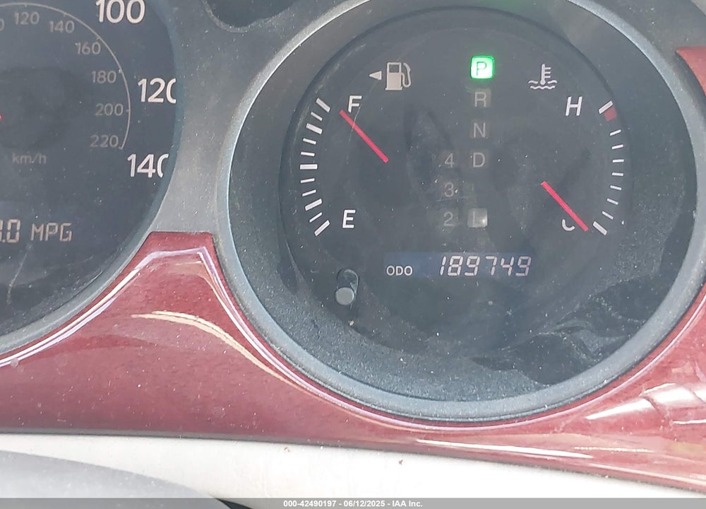 2002 LEXUS ES 300 VIN: JTHBF30G620011673