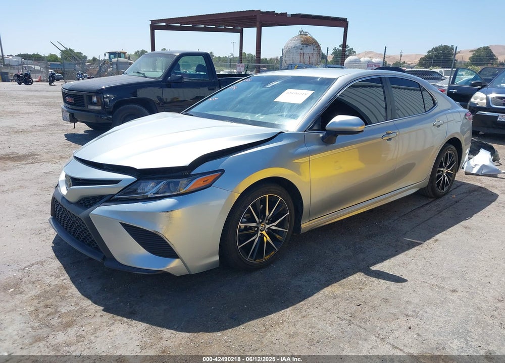 2020 TOYOTA CAMRY VIN: 4T1G11AK6LU932813