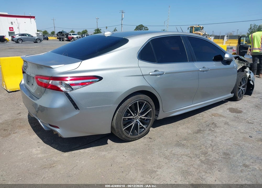 2020 TOYOTA CAMRY VIN: 4T1G11AK6LU932813