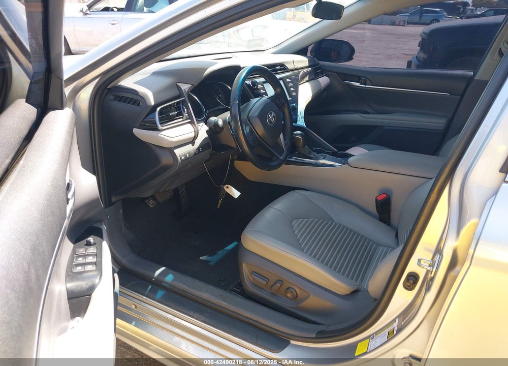 2020 TOYOTA CAMRY VIN: 4T1G11AK6LU932813