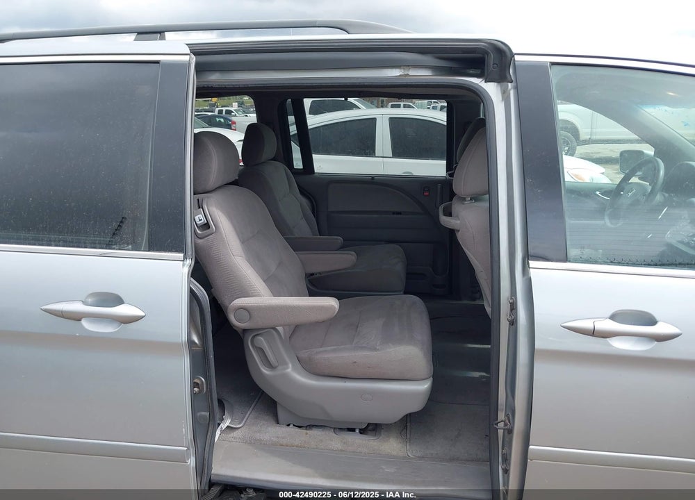 2010 HONDA ODYSSEY EX VIN: 5FNRL3H48AB105928
