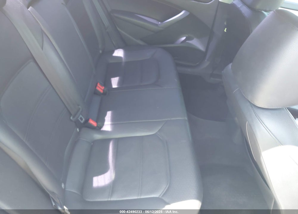 2013 VOLKSWAGEN PASSAT VIN: 1VWBP7A39DC026166
