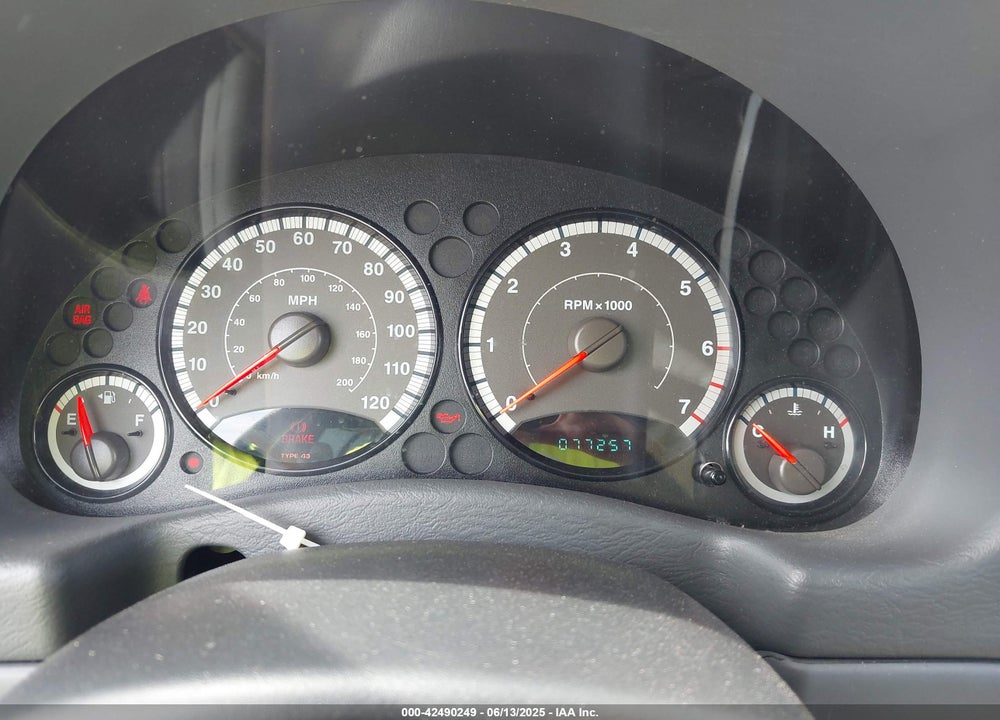 2005 JEEP LIBERTY SPORT VIN: 1J4GK48K25W517451
