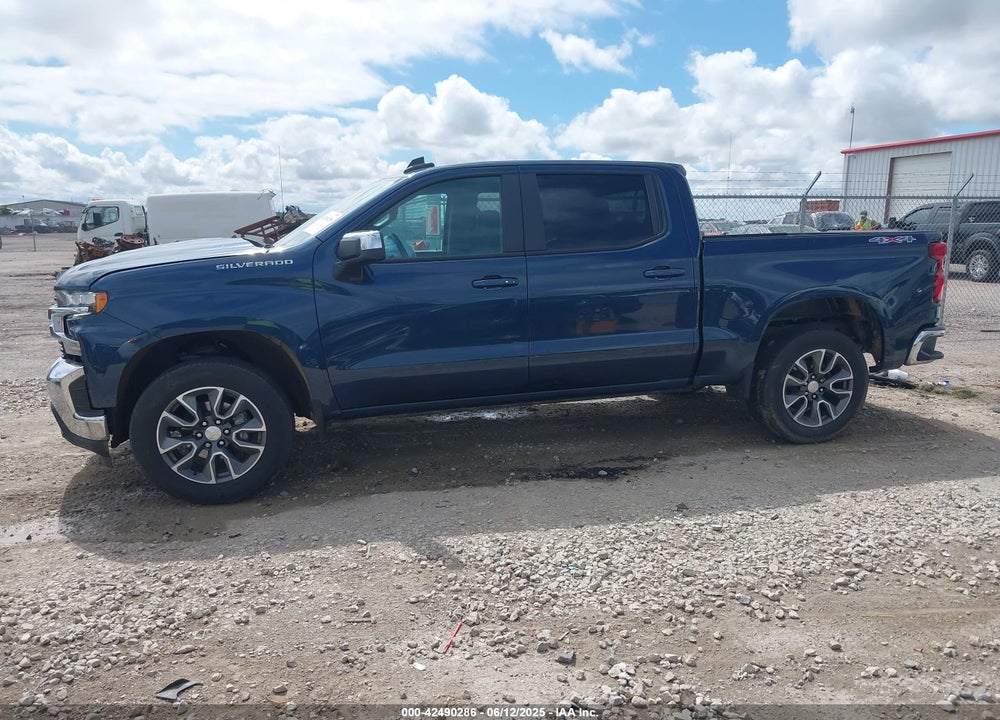 2022 CHEVROLET SILVERADO 1500 LTD 4WD  SHORT BED LT WITH 2FL VIN: 3GCPYJEK7NG194651