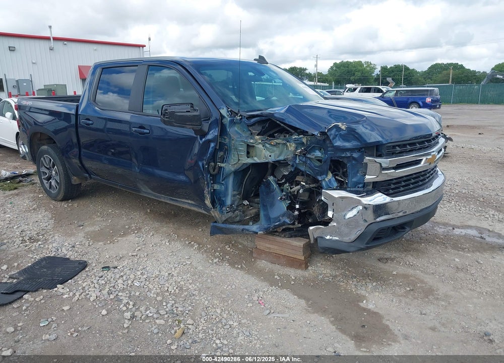 2022 CHEVROLET SILVERADO 1500 LTD 4WD  SHORT BED LT WITH 2FL VIN: 3GCPYJEK7NG194651