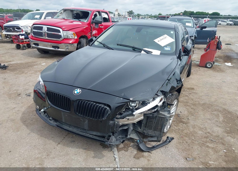 2016 BMW 528 VIN: WBA5A5C55GG351220