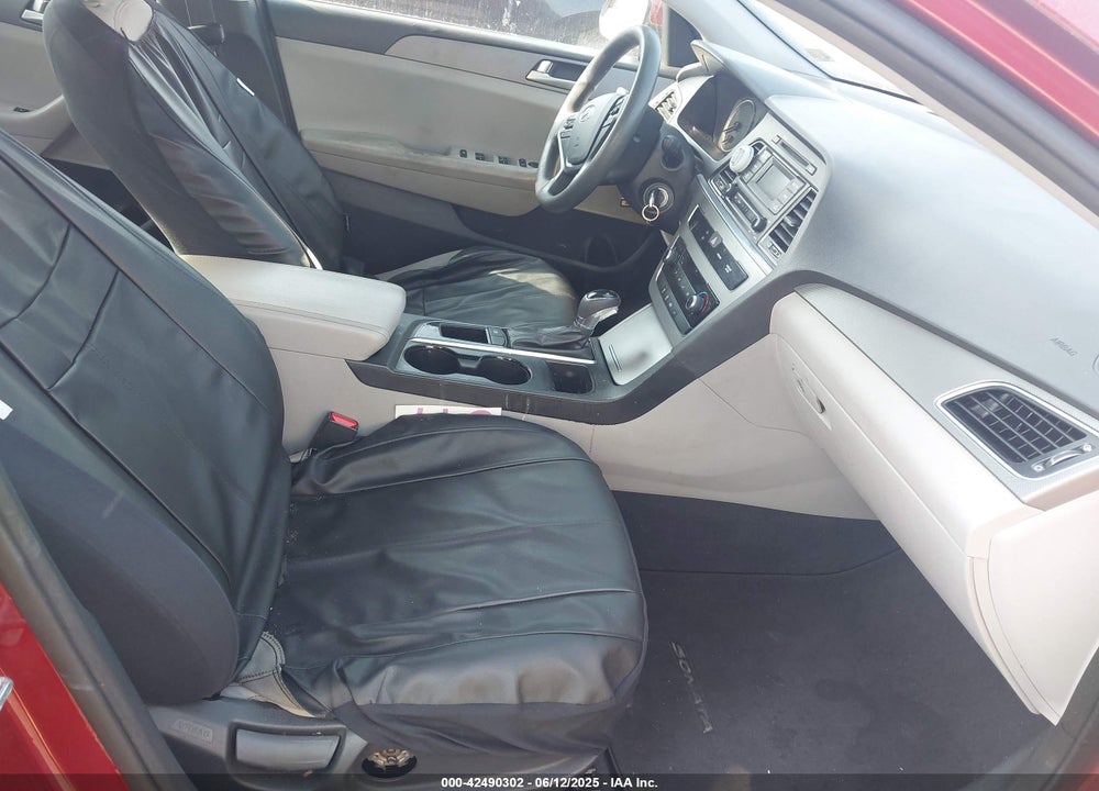 2015 HYUNDAI SONATA VIN: 5NPE24AF1FH062187