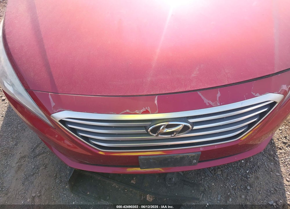 2015 HYUNDAI SONATA VIN: 5NPE24AF1FH062187