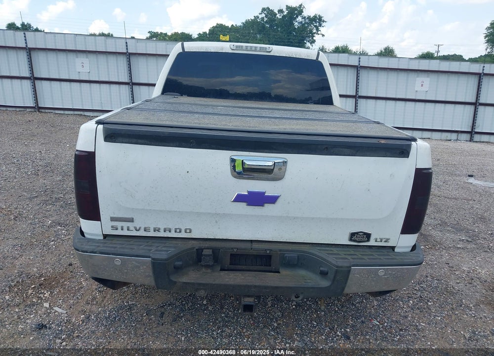 2011 CHEVROLET SILVERADO 1500 LTZ VIN: 3GCPKTE36BG126052