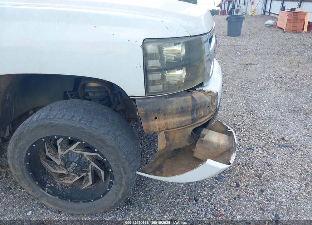 2011 CHEVROLET SILVERADO 1500 LTZ VIN: 3GCPKTE36BG126052