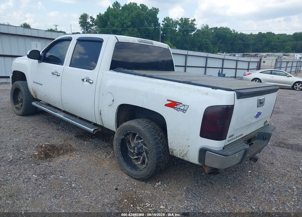 2011 CHEVROLET SILVERADO 1500 LTZ VIN: 3GCPKTE36BG126052