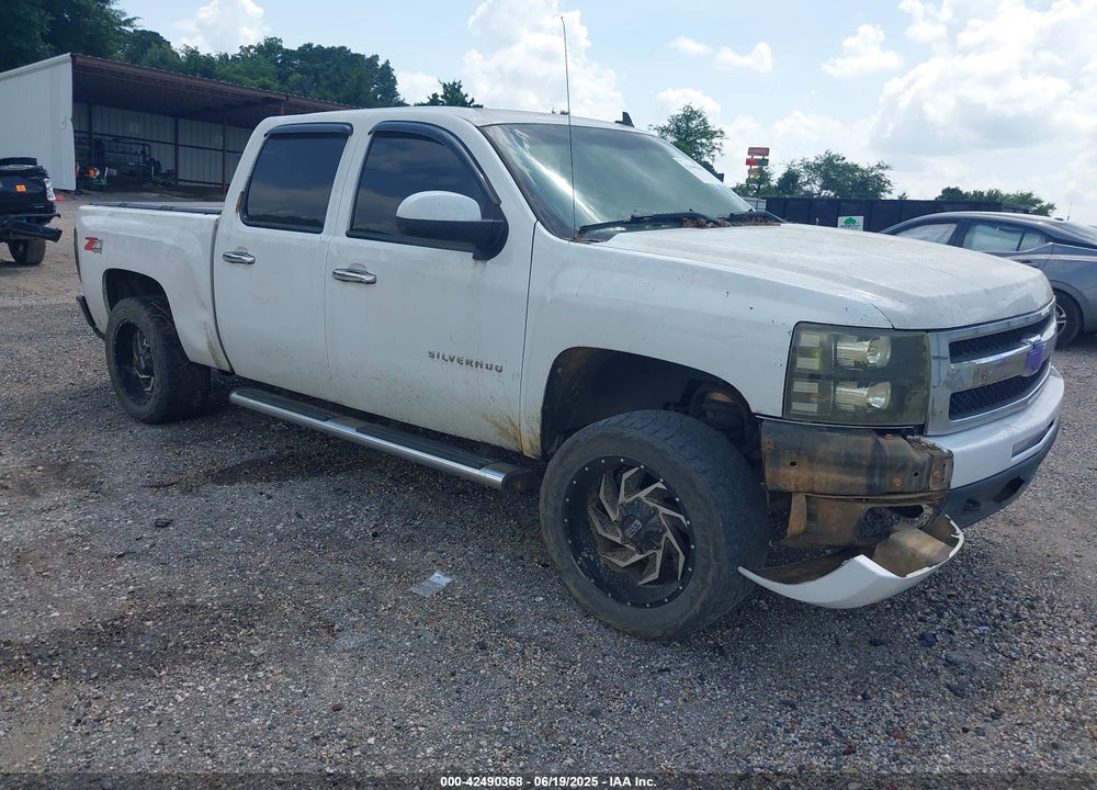 2011 CHEVROLET SILVERADO 1500 LTZ VIN: 3GCPKTE36BG126052