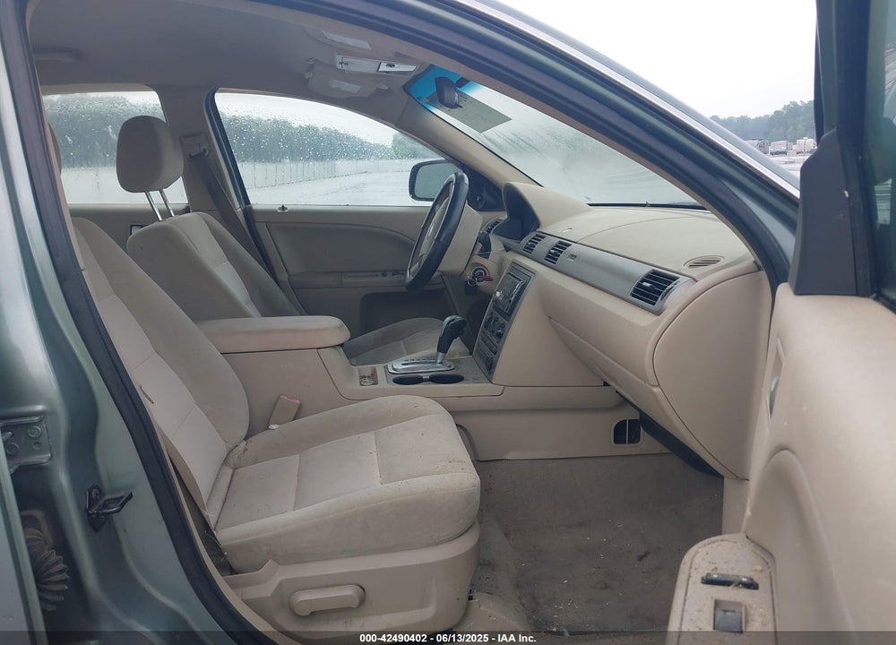 2005 FORD FIVE HUNDRED VIN: 1FAFP23105G144772