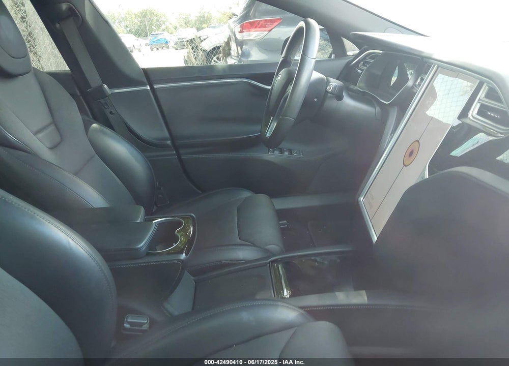 2017 TESLA MODEL S VIN: 5YJSA1E13HF199359