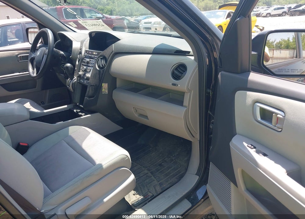 2015 HONDA PILOT VIN: 5FNYF4H44FB076296