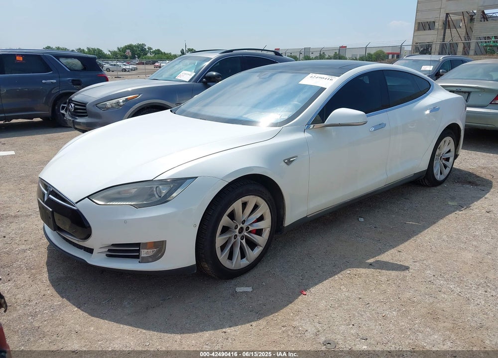 2014 TESLA MODEL S VIN: 5YJSA1H21EFP68208