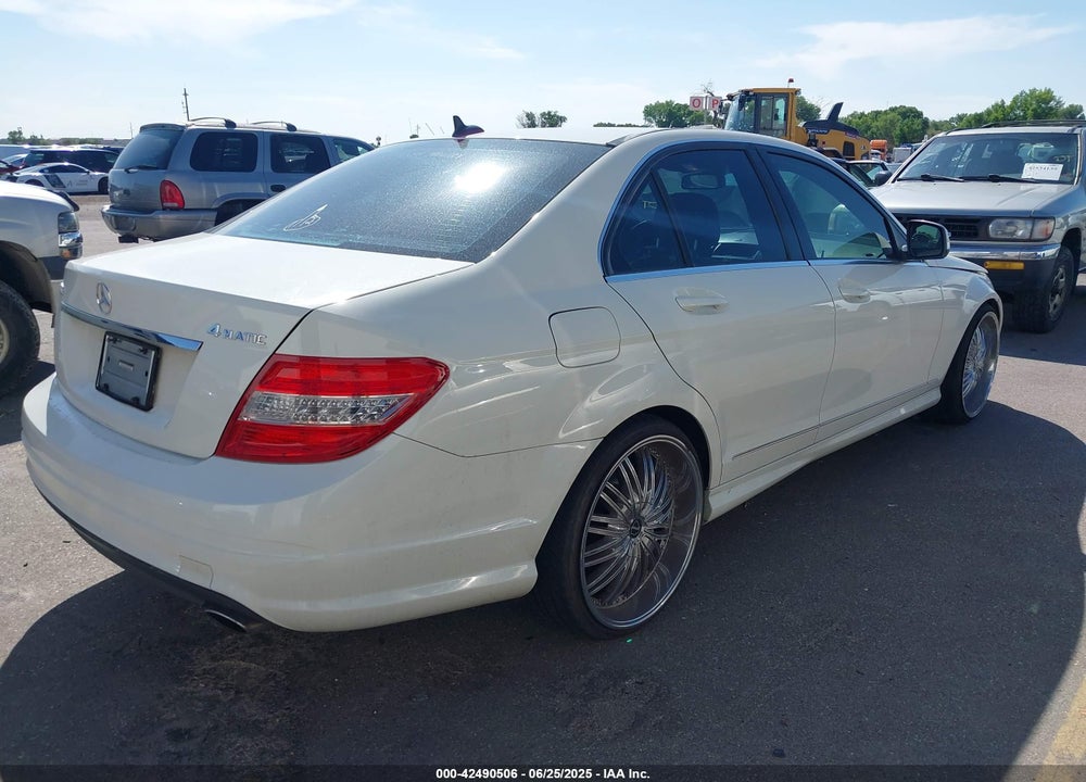 2008 MERCEDES-BENZ C 300 VIN: WDDGF81X28F156272