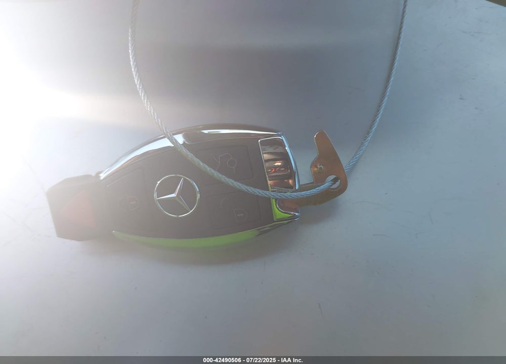 2008 MERCEDES-BENZ C 300 VIN: WDDGF81X28F156272