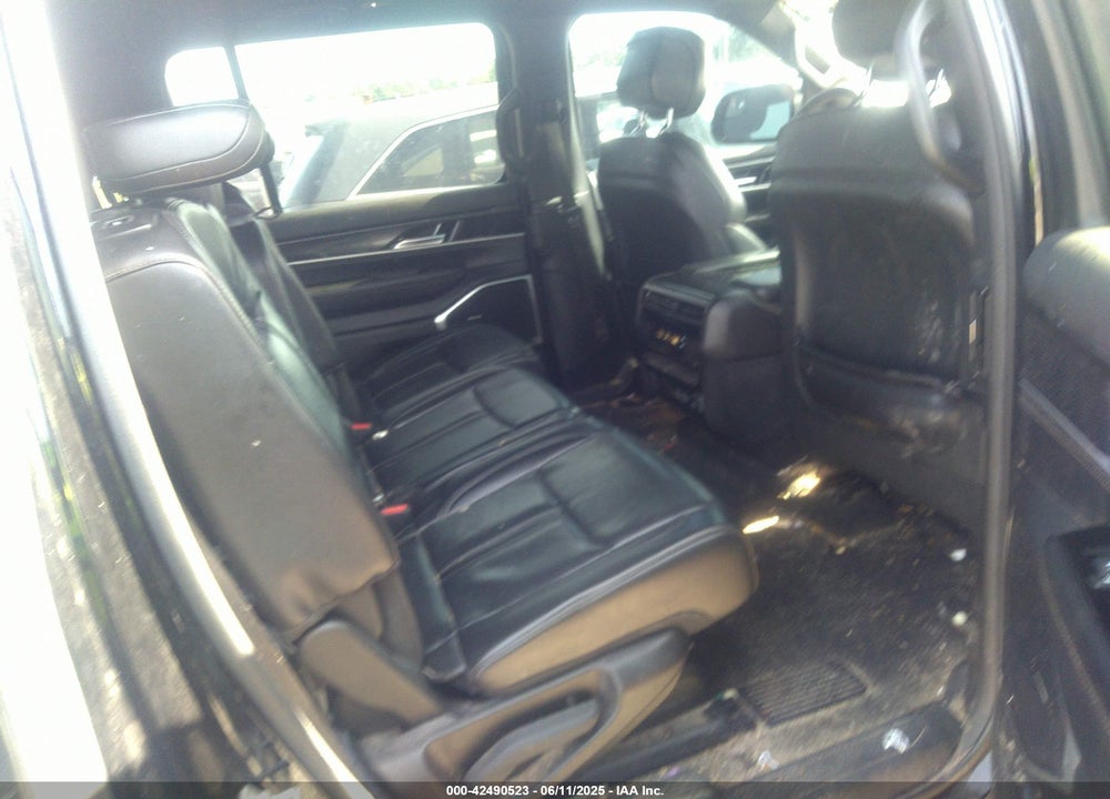 2022 JEEP WAGONEER VIN: 1C4SJUAT5NS192176