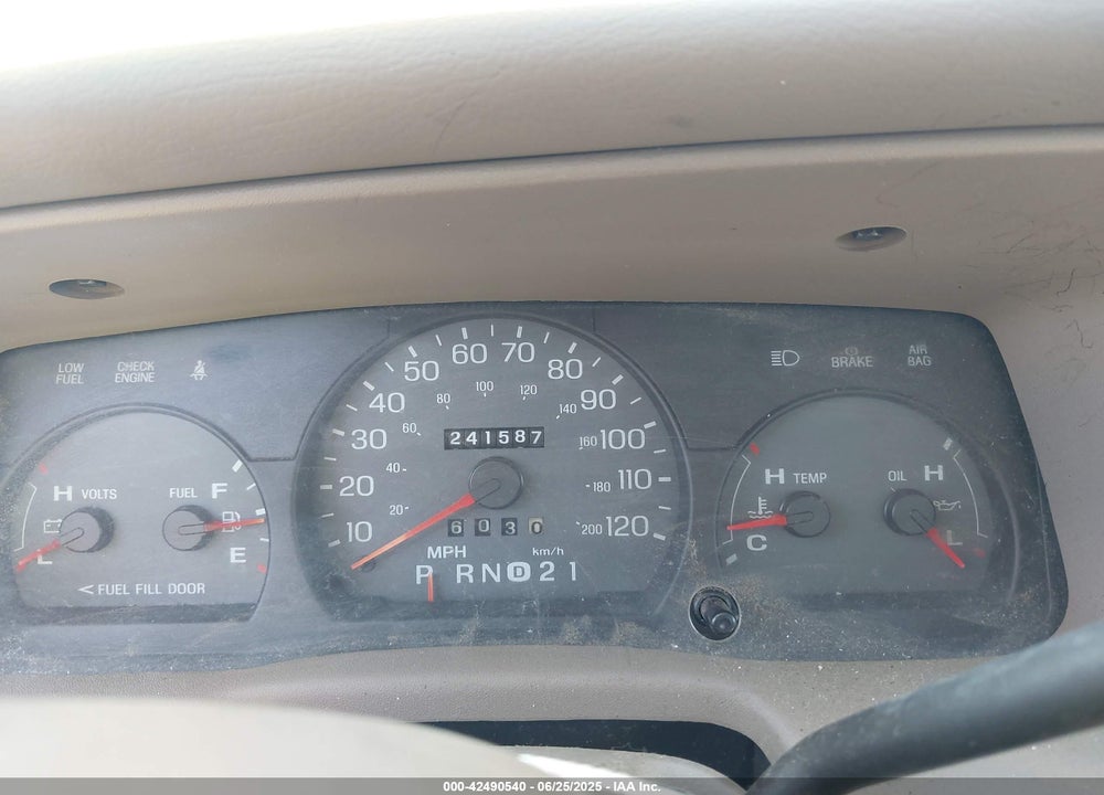 2004 MERCURY GRAND MARQUIS LS VIN: 2MEFM75W24X664472