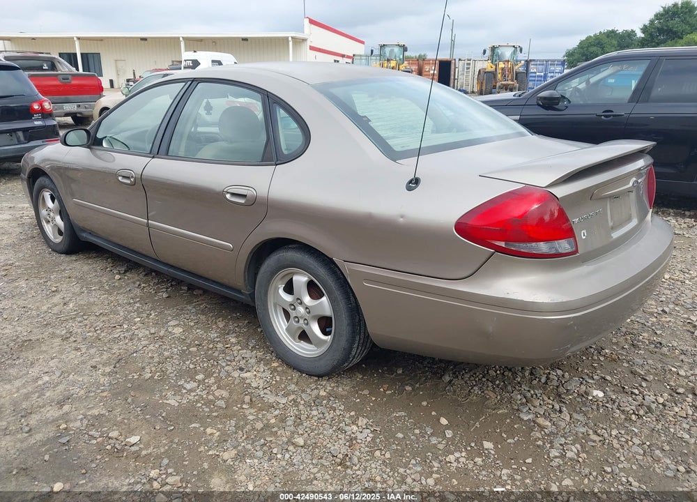 2005 FORD TAURUS SE VIN: 1FAHP53285A177492