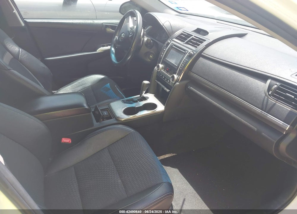 2014 TOYOTA CAMRY SE VIN: 4T1BF1FK0EU343490