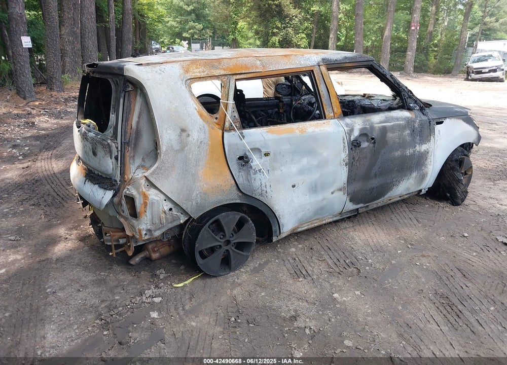 2016 KIA SOUL VIN: KNDJN2A29G7317942