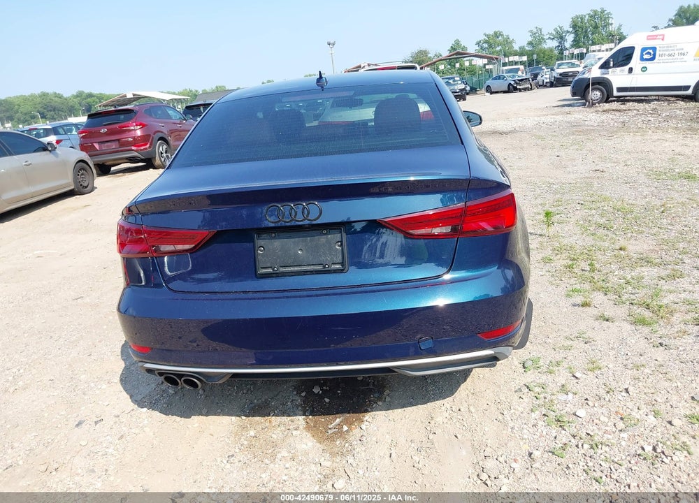2018 AUDI A3 VIN: WAUAUGFF8J1004786