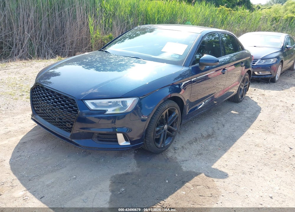 2018 AUDI A3 VIN: WAUAUGFF8J1004786